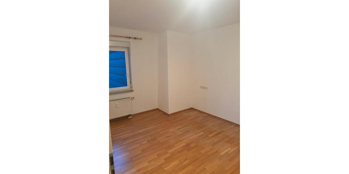 Etagenwohnung Erbach - 2 Zimmer, 64 m&sup2;, 720&euro; | Angebot:24369568