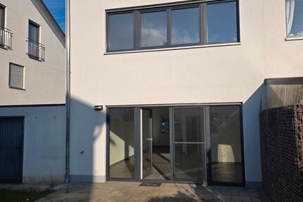 Wohnung Memmingen - 6 Zimmer, 140 m&sup2;, 1.800&euro; | Angebot:26384510