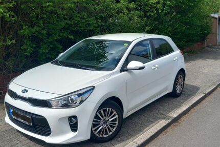 Kia Rio 77.000 km 10.650 &euro; Sankt Ingbert 66386