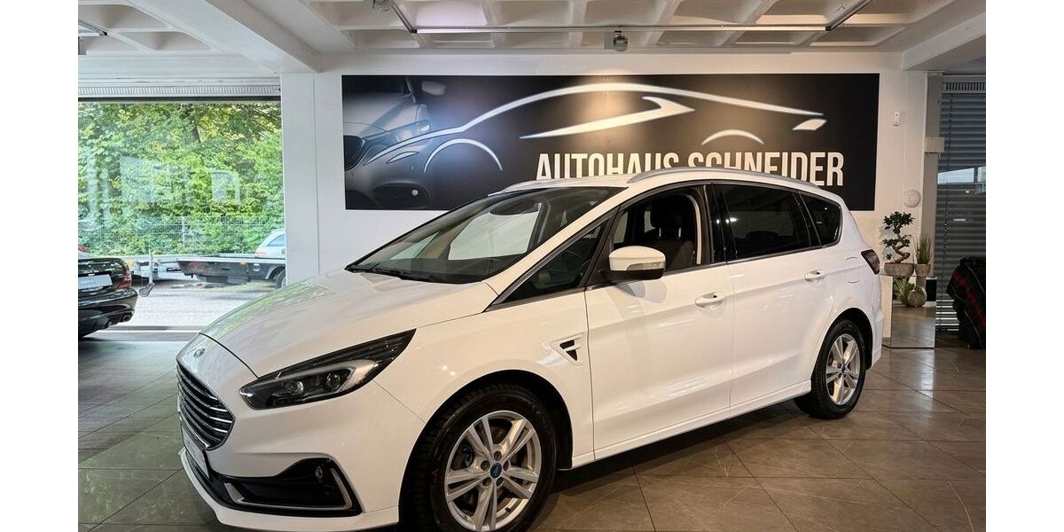 Ford S-Max 160.382 km 18.900 &euro; Ratingen 40880