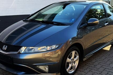 Honda Civic 172.100 km 4.990 &euro; Hamburg 20537