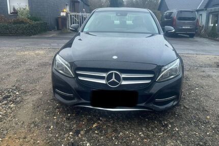 Mercedes-Benz C 250 142.413 km 17.999 &euro; Essen 45145