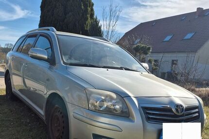 Toyota Avensis 229.779 km 4.200 &euro; Röbel/Müritz 17207