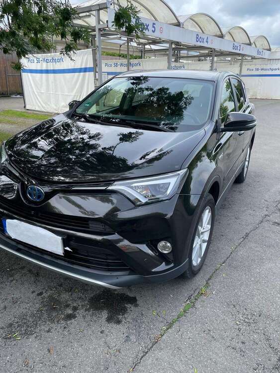 RAV 4