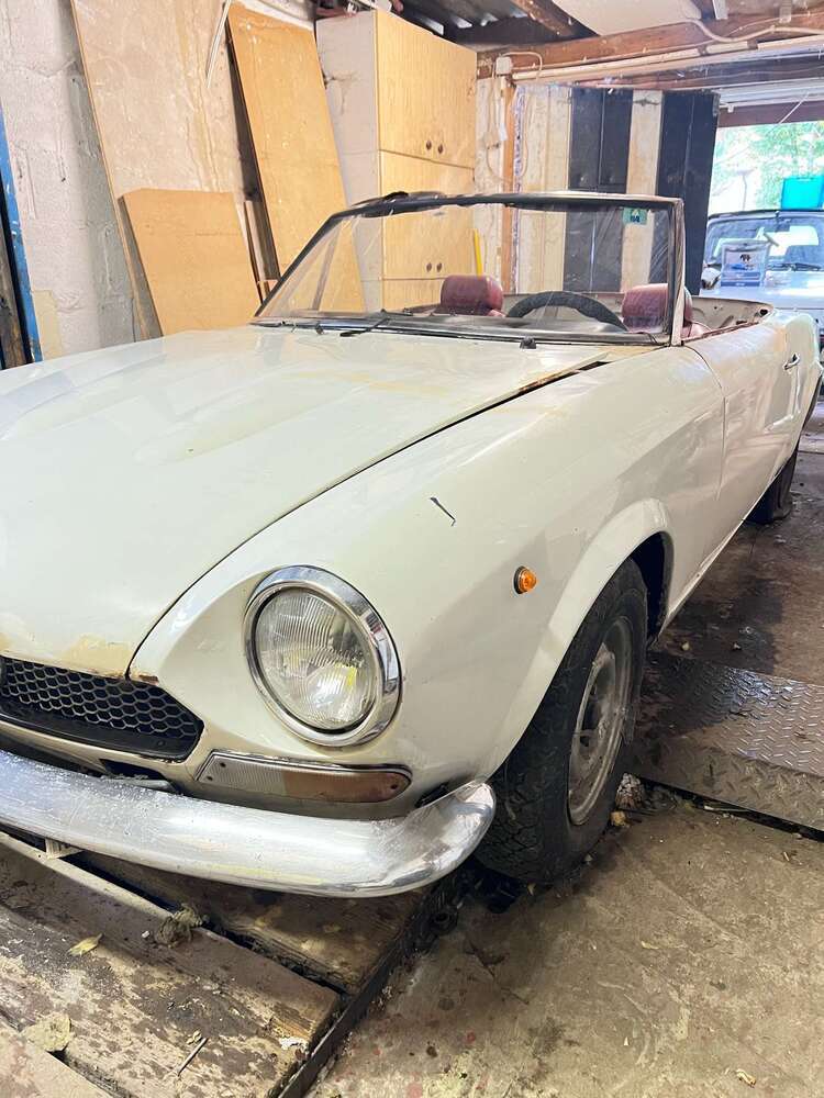 124 Spider