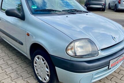 Renault Clio 175.240 km 799 &euro; Moers 47445