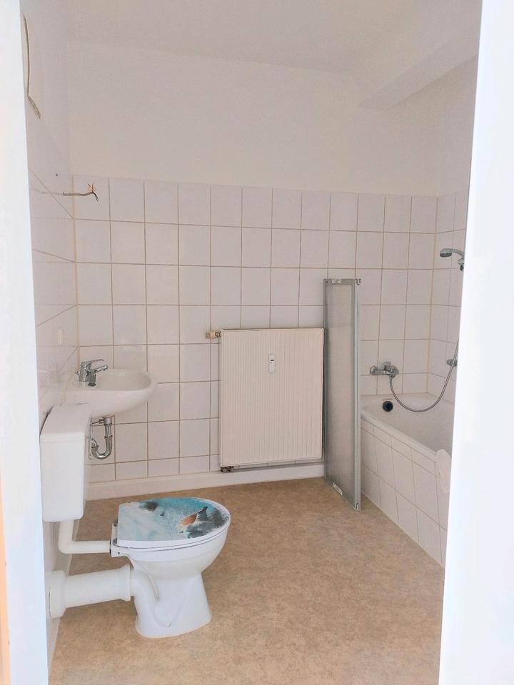 Waltershausen 1oder2 Wohnungen nebeneinander, Angaben je Einheit zimmer