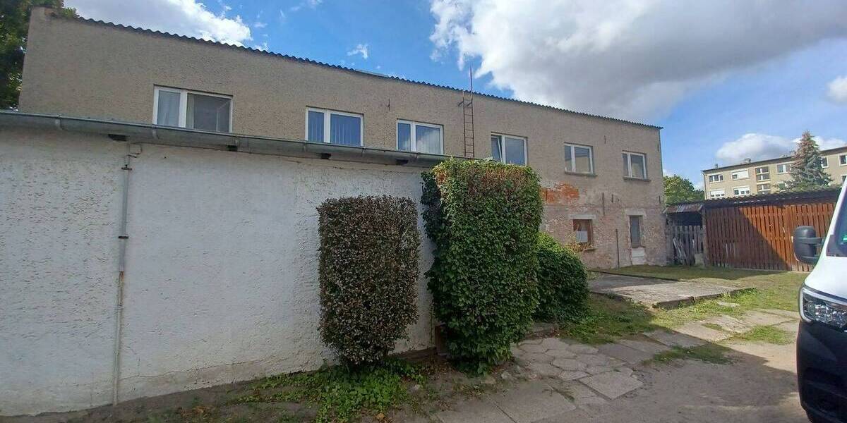 Einfamilienhaus Wriezen - 1 Zimmer, 338 m&sup2;, 150.000&euro; | Angebot:25704501