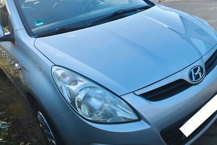Hyundai i20 114.200 km 3.200 &euro; Rellingen 25462