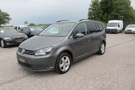 VW Touran 127.510 km 9.990 &euro; Holzkirchen bei München 83607