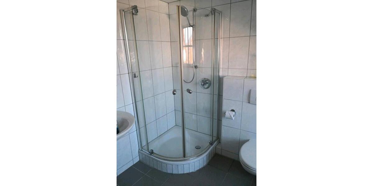 Dachgeschoßwohnung Grafling - 3 Zimmer, 100 m&sup2;, 1.000&euro; | Angebot:26625189