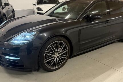 Porsche Panamera 103.650 km 55.900 € Gelnhausen 63571