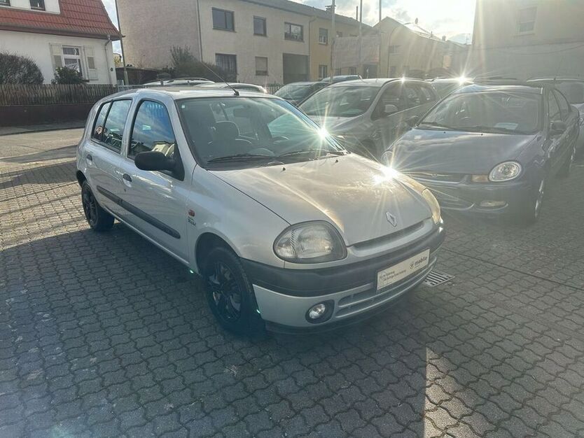 Clio