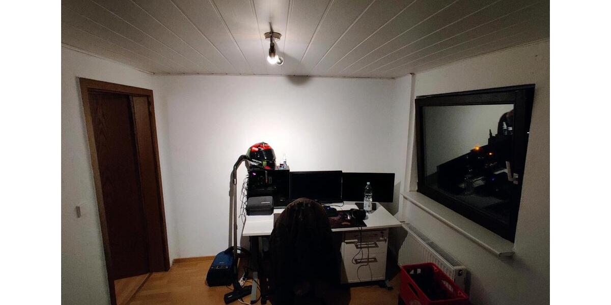 Einliegerwohnung im Dachgeschoss in Gummersbach zu vermieten! 2 zimmer