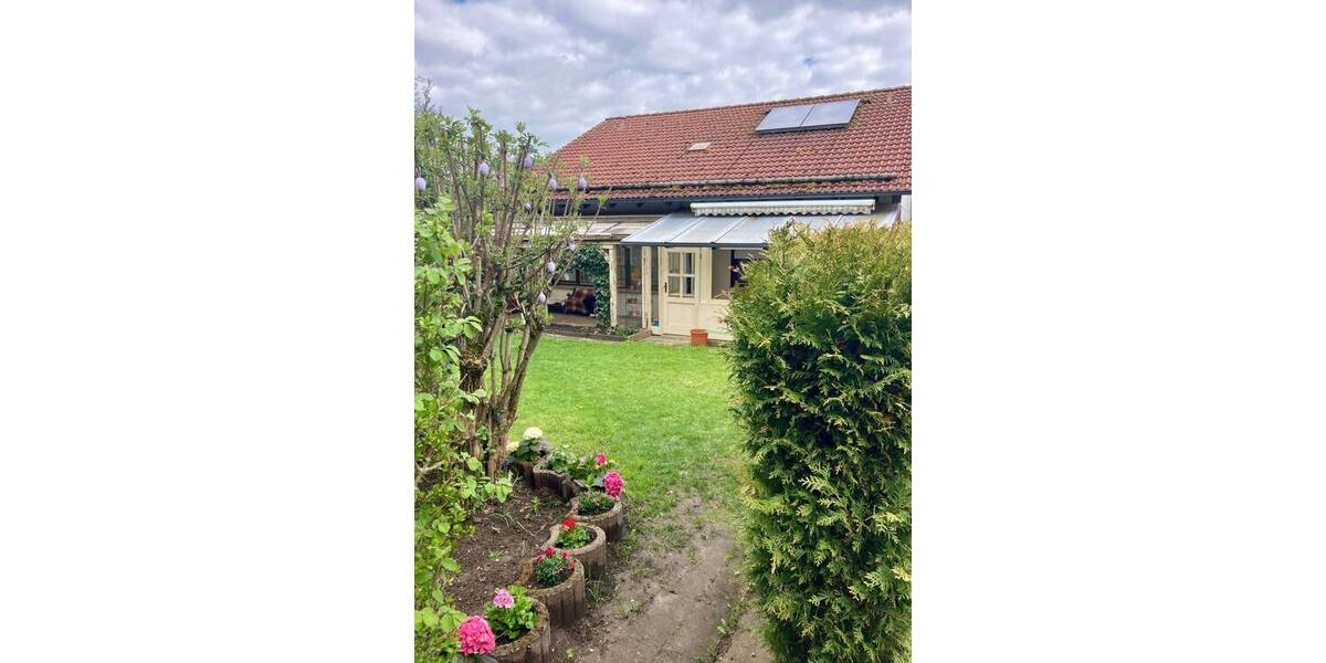 Schönes Einfamilienhaus in idyllischer Umgebung 3 zimmer