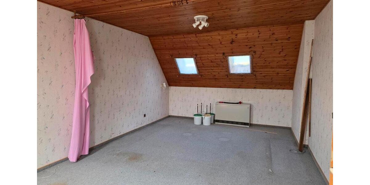 Einfamilienhaus Lippetal - 7 Zimmer, 126 m&sup2;, 150.000&euro; | Angebot:27457324