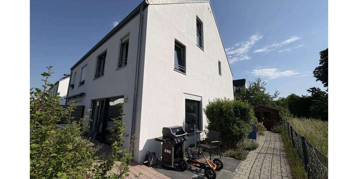 Einfamilienhaus Olching - 6 Zimmer, 170 m&sup2;, 2.700&euro; | Angebot:26754062