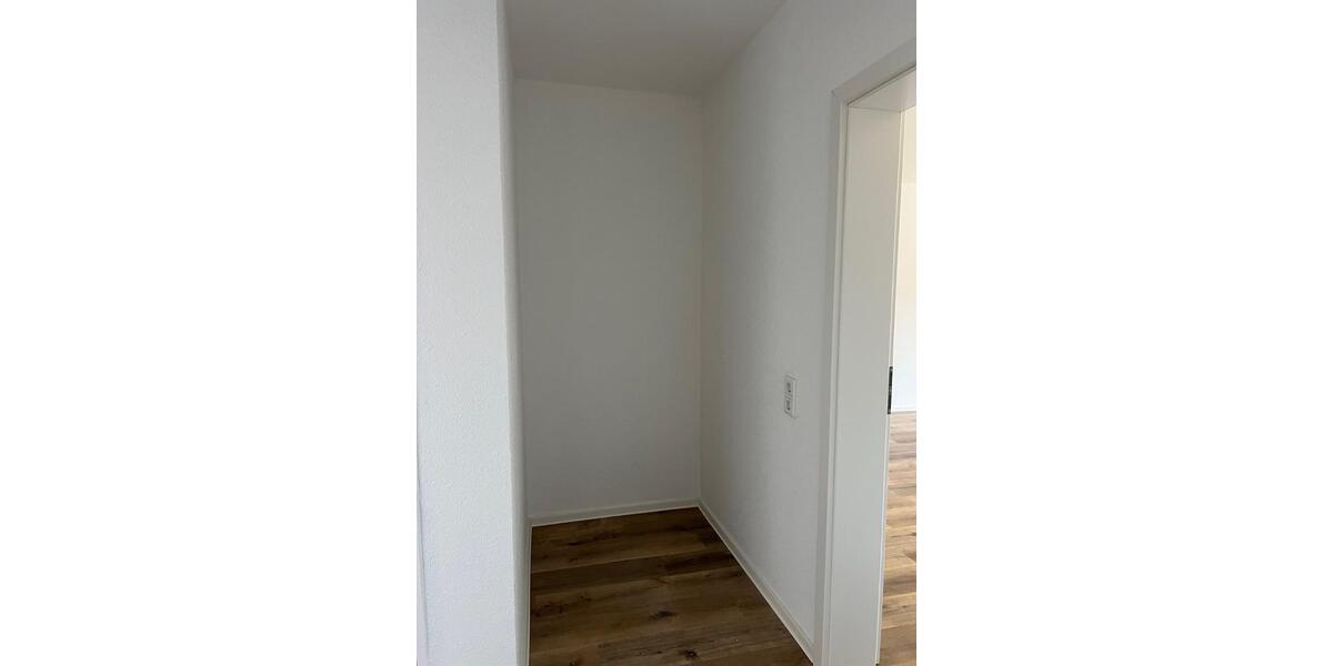 Etagenwohnung Tastrup - 3 Zimmer, 100 m&sup2;, 668&euro; | Angebot:25789708