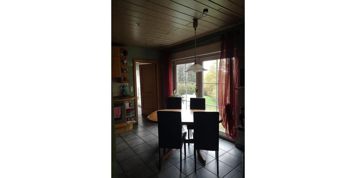 Einfamilienhaus Hessisch Oldendorf - 8 Zimmer, 180 m&sup2;, 143.000&euro; | Angebot:26903258
