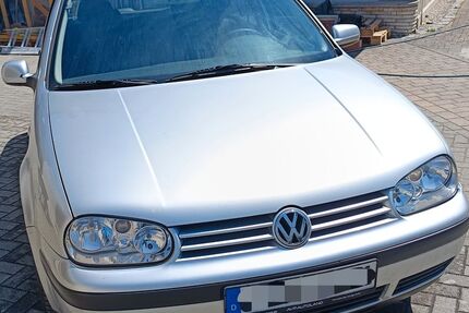 VW Golf 196.931 km 900 &euro; Stockheim 96342