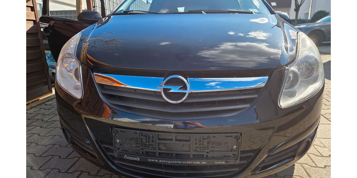 Opel Corsa 220.000 km 1.900 &euro; offenbach 63069