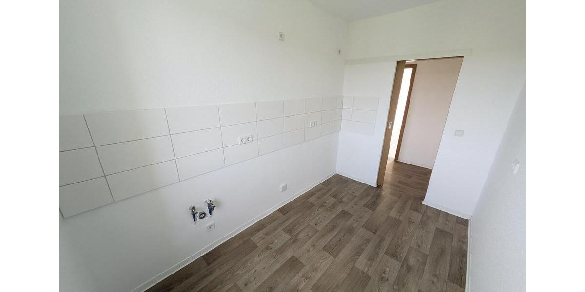 Etagenwohnung Limbach-Oberfrohna Oberfrohna - 3 Zimmer, 60 m&sup2;, 408&euro; | Angebot:26321898