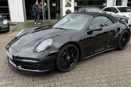 Porsche 992 Turbo S Cabriolet Keramik LED schw/schw/schw 7.000 km 254.900 &euro; Schorndorf 73614