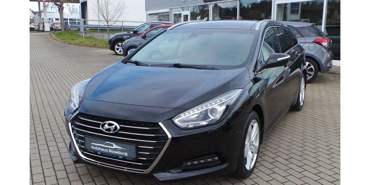 Hyundai i40 110.031 km 17.990 &euro; Aschersleben 06449