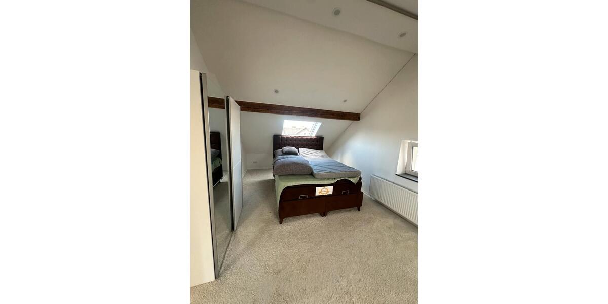 Exclusive Wohnung im Dachgeschoss im Loftstil zimmer