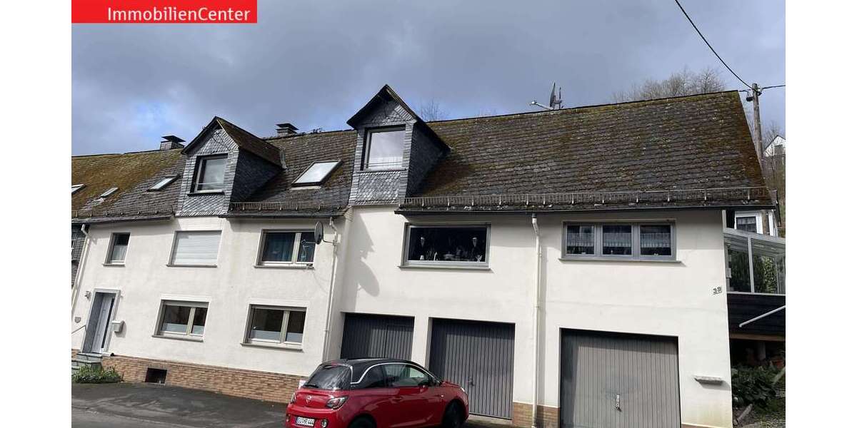Einfamilienhaus Siegen Kaan-Marienborn - 9 Zimmer, 242 m&sup2;, 249.000&euro; | Angebot:26896702
