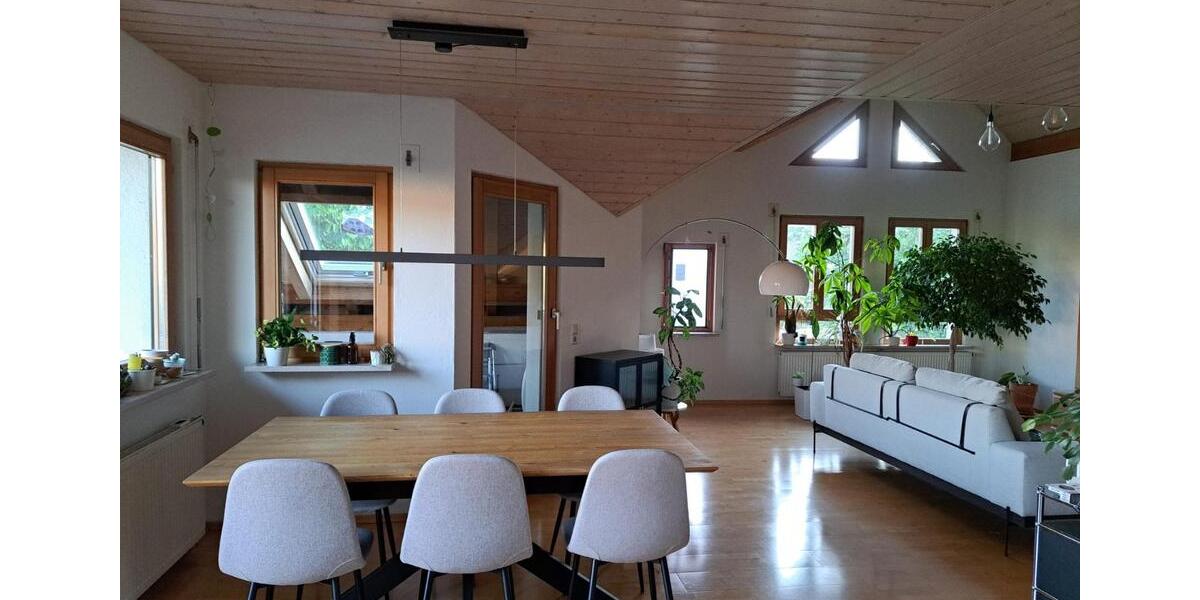 Etagenwohnung Wutöschingen - 3.5 Zimmer, 100 m&sup2;, 1.000&euro; | Angebot:25518951