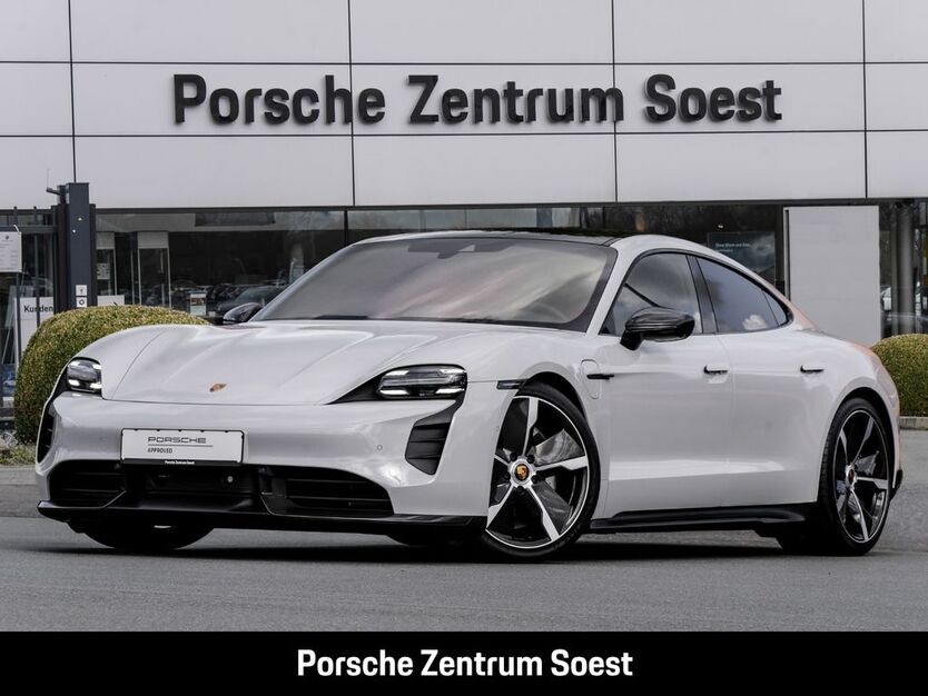 Porsche Taycan 2.250 km 132.770 € Soest 59494