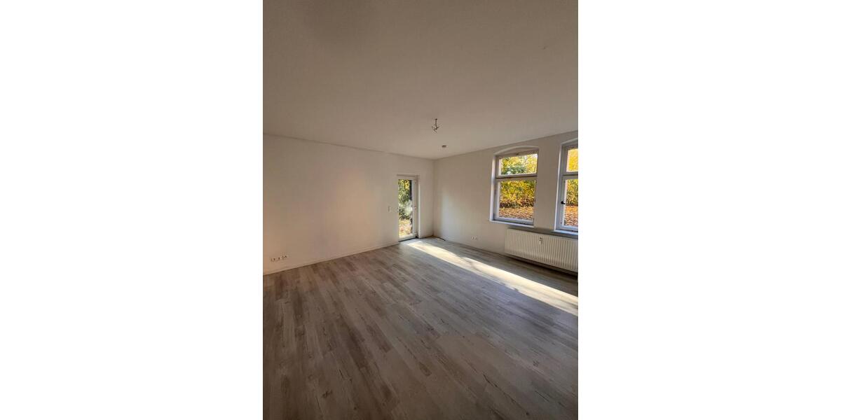 Doppelhaushälfte Torgau - 4 Zimmer, 145 m&sup2;, 1.015&euro; | Angebot:23598489