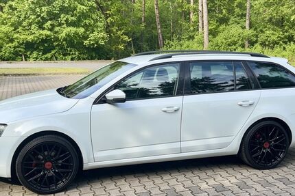 Skoda Octavia 306.500 km 7.650 &euro; Öerlinghausen 33813