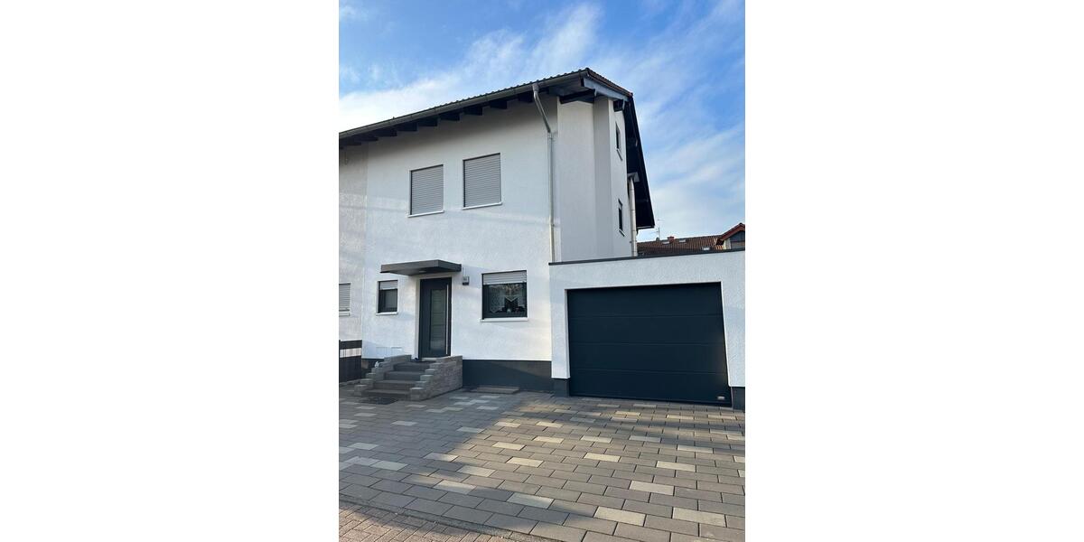 Doppelhaushälfte Braunfels - 5 Zimmer, 140 m&sup2;, 295.000&euro; | Angebot:25395700