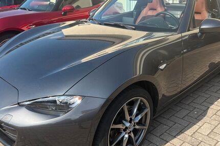 Mazda MX-5 33.684 km 29.999 &euro; Hemdingen 25485