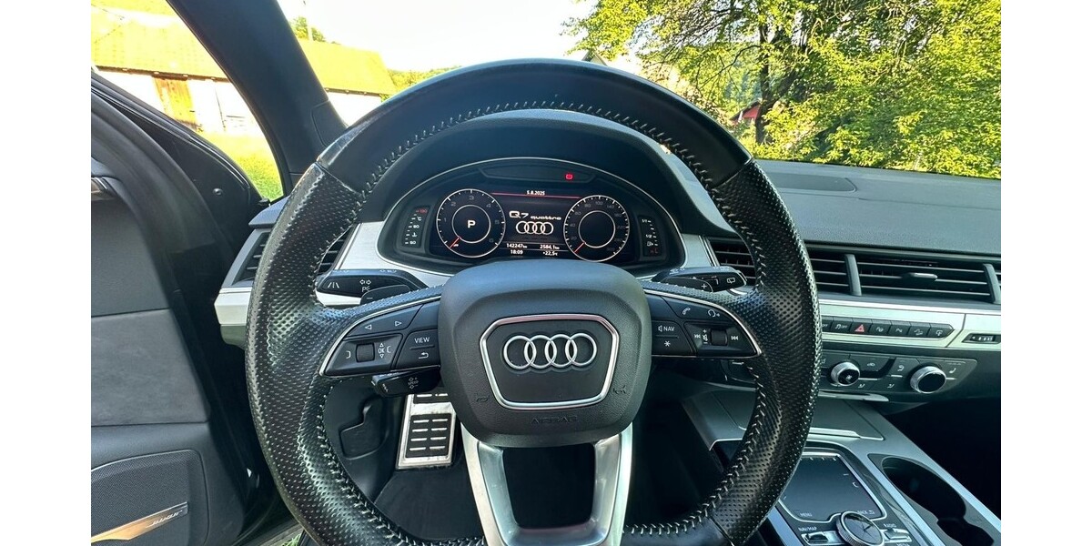 Audi Q7 145.000 km 33.800 &euro; München 80313