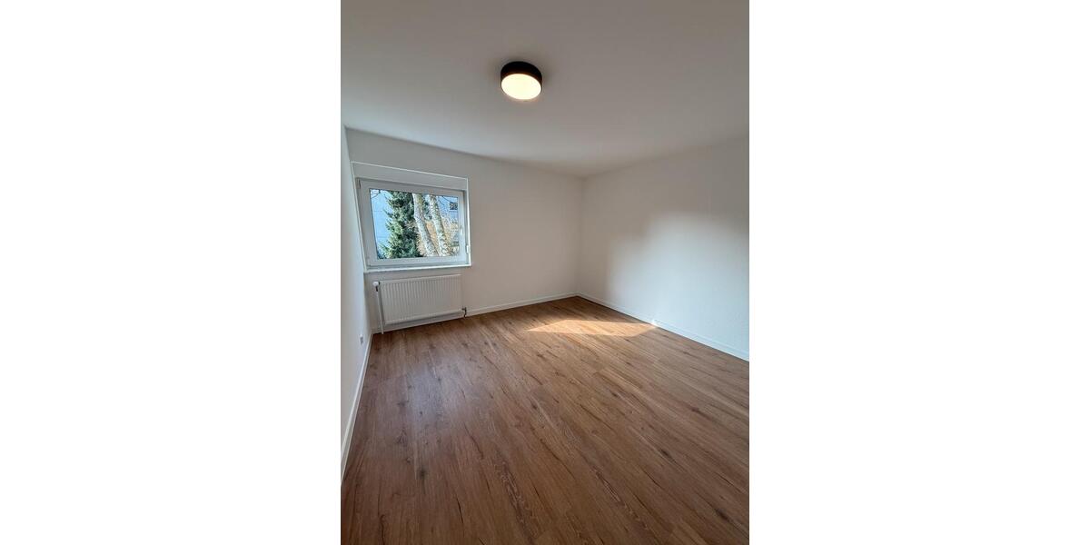 Etagenwohnung Siegen - 2 Zimmer, 72 m&sup2;, 169.000&euro; | Angebot:26426899