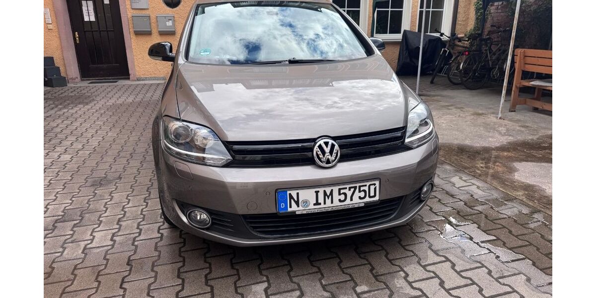 VW Golf Plus 49.200 km 12.500 &euro; Nürnberg 90408