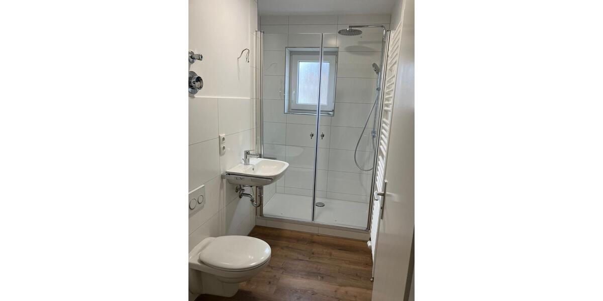 Etagenwohnung Mitterteich - 2 Zimmer, 50 m&sup2;, 335&euro; | Angebot:25750708