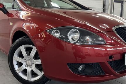 Seat Leon 106.004 km 4.980 &euro; Deggendorf 94469
