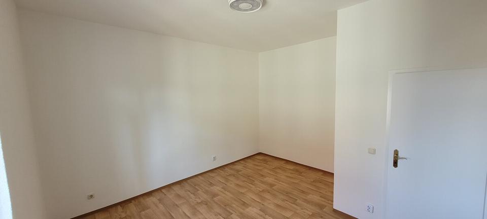 Etagenwohnung Löbau - 2 Zimmer, 55 m&sup2;, 330&euro; | Angebot:25432937