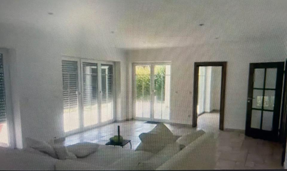 Einfamilienhaus Neumarkt-Sankt Veit Sankt Veit - 9 Zimmer, 240 m&sup2;, 2.400&euro; | Angebot:25233645