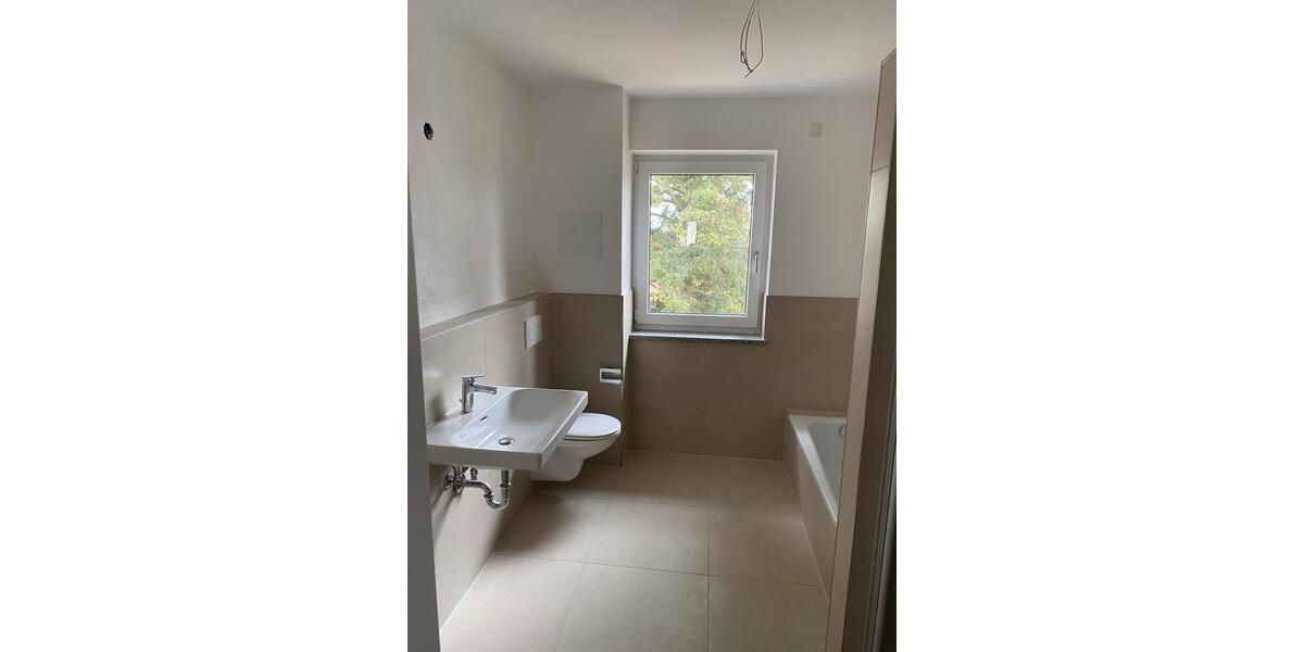 Erdgeschoßwohnung Rottenburg an der Laaber - 3 Zimmer, 104 m&sup2;, 1.170&euro; | Angebot:26399592