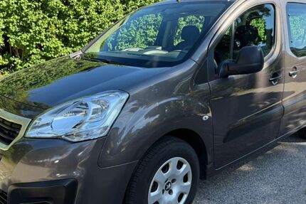 Peugeot Partner 96.000 km 8.499 &euro; Rosenheim 83022