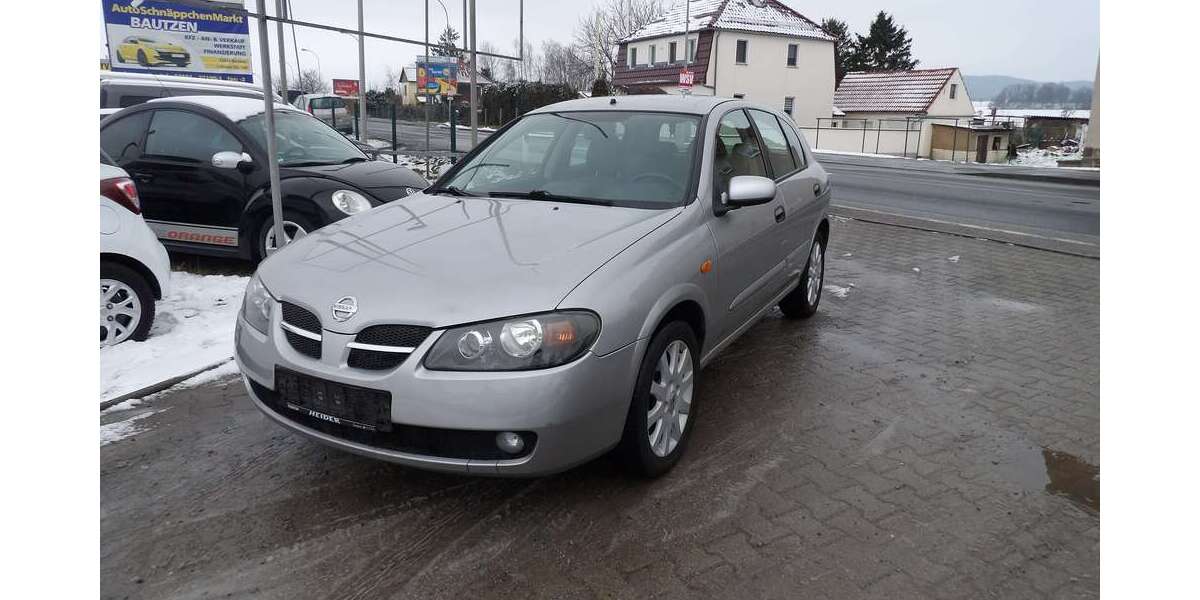 Nissan Almera 68.000 km 3.999 &euro; Bautzen 02625