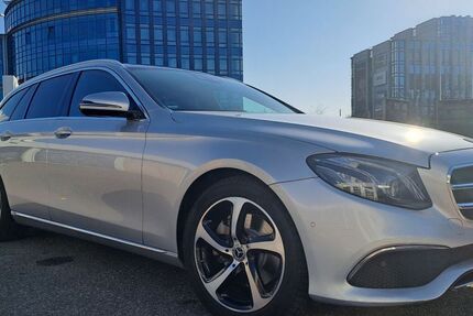 Mercedes-Benz E 220 156.000 km 22.400 &euro; Merzhausen 79249