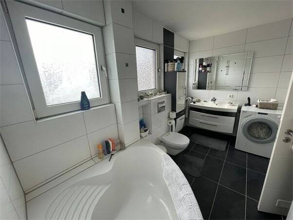 Gewerbeobjekt Essenheim - 719.000&euro; | Angebot:25815247