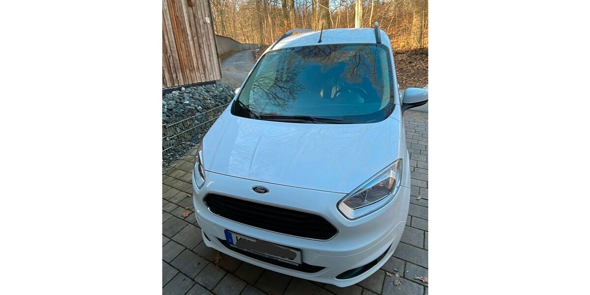 Ford Tourneo Courier 70.800 km 7.900 &euro; Hamburg 22335