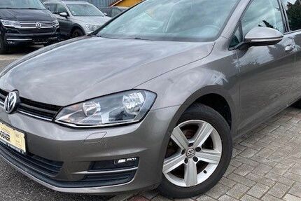 VW Golf 105.700 km 8.300 &euro; Vohenstrauss 92648